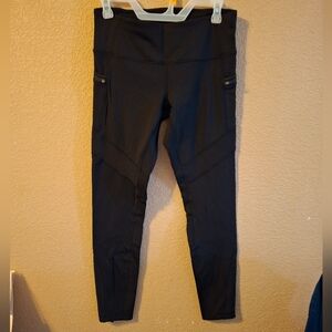 Womens Lululemon Sz 8 Black Athletic Leggings